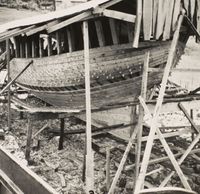 På dette bilde er «Arne Longva» huda, berre fyllingsgangane står att