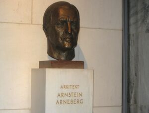 Arnstein Arneberg byste Oslo rådhus.jpg