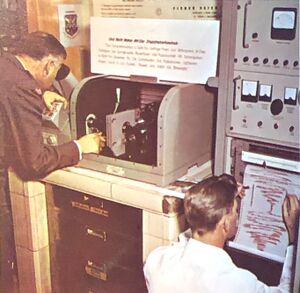 Arthur Sverre Knudson i arbeid.JPG