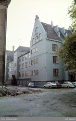 Artillerikasernen på Akershus festning (1908). Foto: Harald Moberg/Oslo Museum (1975).