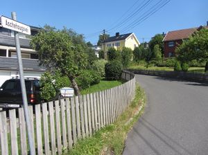 Aschehougs vei Oslo 2013.jpg