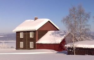 Askjum gamlebygningen 2011.jpg