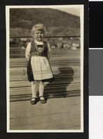 10. At Norheimsund - no-nb digifoto 20151222 00005 blds 07112.jpg