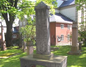 August Friedrich von Wackenitz gravminne.jpg