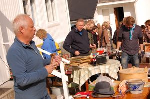 Auksjon Johnsen auksjonarius.jpg