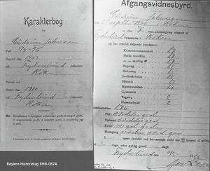 Avgangsvidnesbyrd fra Frydenlund 1910 (RHB-0874).jpg