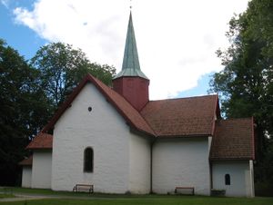 Bærum, Haslum kirke fra nordvest.JPG