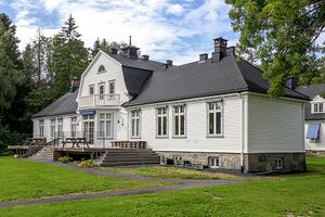 Bærum Marie Plahtes Minde 230801.jpg