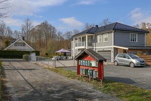 Bærum Rønningveien 240430.jpg