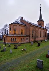 Bryn kirke fra nordøst. Foto: Knut Helbak