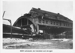 BMW-hangaren var Jagerbataljonens stolthet, ferdig i 1939. Den påbygde kamuflasjen som landbruksbygg er her godt synlig.