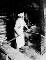 Baker Ove Anton Christophersen. (1845–1934)