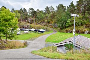 Bamble, Søndre Kjønnøyavei-1.jpg