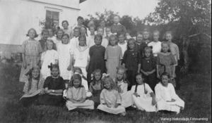 Barneforeningen Blåveisen i 1922 (VHF 2015-00184).jpg