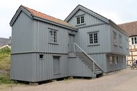 Barthegården fra Kragerø står på Norsk Folkemuseum. Foto: Chris Nyborg (2013).
