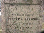 Bauta ved Nittedal kirke over omkomne ved kruttverket i Nittedal. Foto: Stig Rune Pedersen