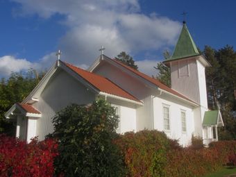 Bekkestranda kapell Sande i Vestfold 2012.jpg