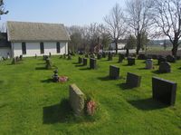 224. Berg kirke Halden kirkegården 2012.jpg