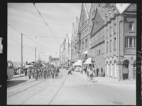 427. Bergen. Bryggen. - no-nb digifoto 20150316 00169 NB MIT FNR 10359 B.jpg