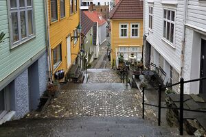 Bergen Dragefjellstrappen 260329.jpg