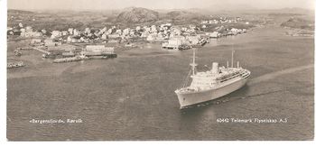 Bergensfjord ved Rørvik.jpeg