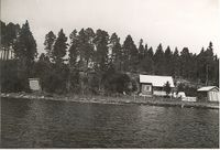 Bergstua sett fra robåten, sommeren 1960.