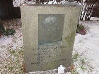 83. Bernt-Ivar Halvorsen gravminne.jpg