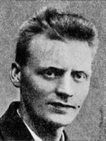 Bernt Øien var fra Rennebu, men kom til Sunnan fra Stangfjord i Sogn og Fjordane i 1940. Han ble til i 1946.