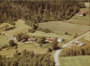 Bingen - gård WF457.jpg