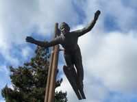 Statue av Birger Ruud i Kongsberg. Foto: Stig Rune Pedersen