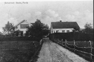 Birketveit skole, Fevik i Fjære.jpg