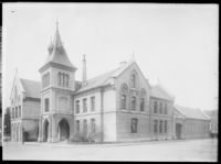 179. Bispegaarden i Oslo - no-nb digifoto 20160114 00007 NB NS 000048D.jpg