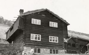 Bjølstad, Oppland - Riksantikvaren-T125 01 0551.jpg