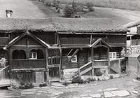 55. Bjølstad, Oppland - Riksantikvaren-T125 01 0559.jpg