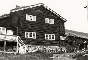 Bjølstad, Oppland - Riksantikvaren-T125 01 0567.jpg