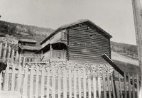 Bjølstad, Oppland - Riksantikvaren-T125 01 0570.jpg