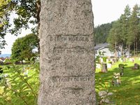 345. Bjørn Horgen gravminne Nedre Eiker 2013.jpg
