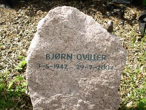 Bjørn Qviller gravminne.jpg