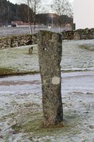 Gapestokk ved Bjelland kirke. Foto: Chris Nyborg (2017).