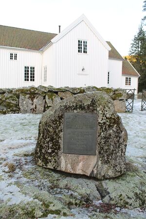 Bjelland kyrkje minnesmerke Schive 01.JPG