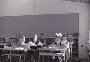 Blomhaug klasserom 1950-åra.jpg