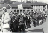 19. Blomhaug skole 17. mai.jpg
