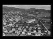 Bodø sett fra lufta på begynnelsen av 1950-tallet. Foto: Nasjonalbiblioteket