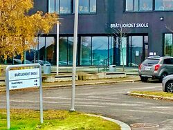 Bråtejordet skole innkjøringen. 2023.