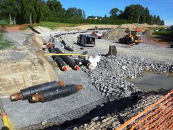 Bråteveien med Bråte gård bak. 09.06.2014.