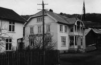 Brødr. Breiviks hotell i Folkestadbyen, Årtun. Foto Olav S. Nyli