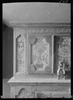 287. Brekke museum Skien, overdel av skap, 1832 - no-nb digifoto 20151013 00196 NB MIT FNR 05313 B.jpg
