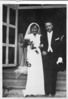 Bryllaupet til Erling og Catharine Marie (Elka) i Bø kyrkje 1939