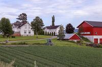 De to våningshusene på Vestre Burul. Foto: Leif-Harald Ruud (2022).