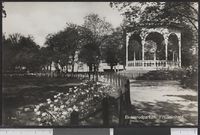 Musikkpaviljongen på 1930-tallet. Foto: Ukjent/Nasjonalbiblioteket
